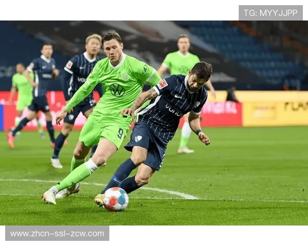 布兰特头球破僵，多特蒙德客场半场1-0狼堡